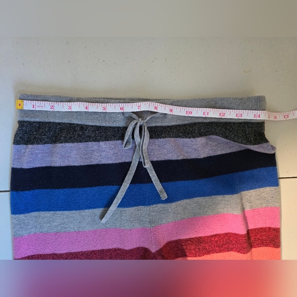 Gap Wool Striped Joggers - Picture 2 of 3